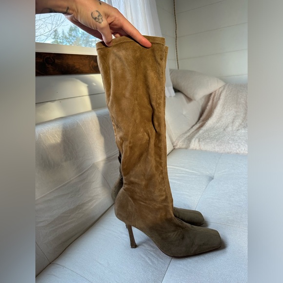 Tony Bianco Hamlet suede boots beige - Picture 6 of 15